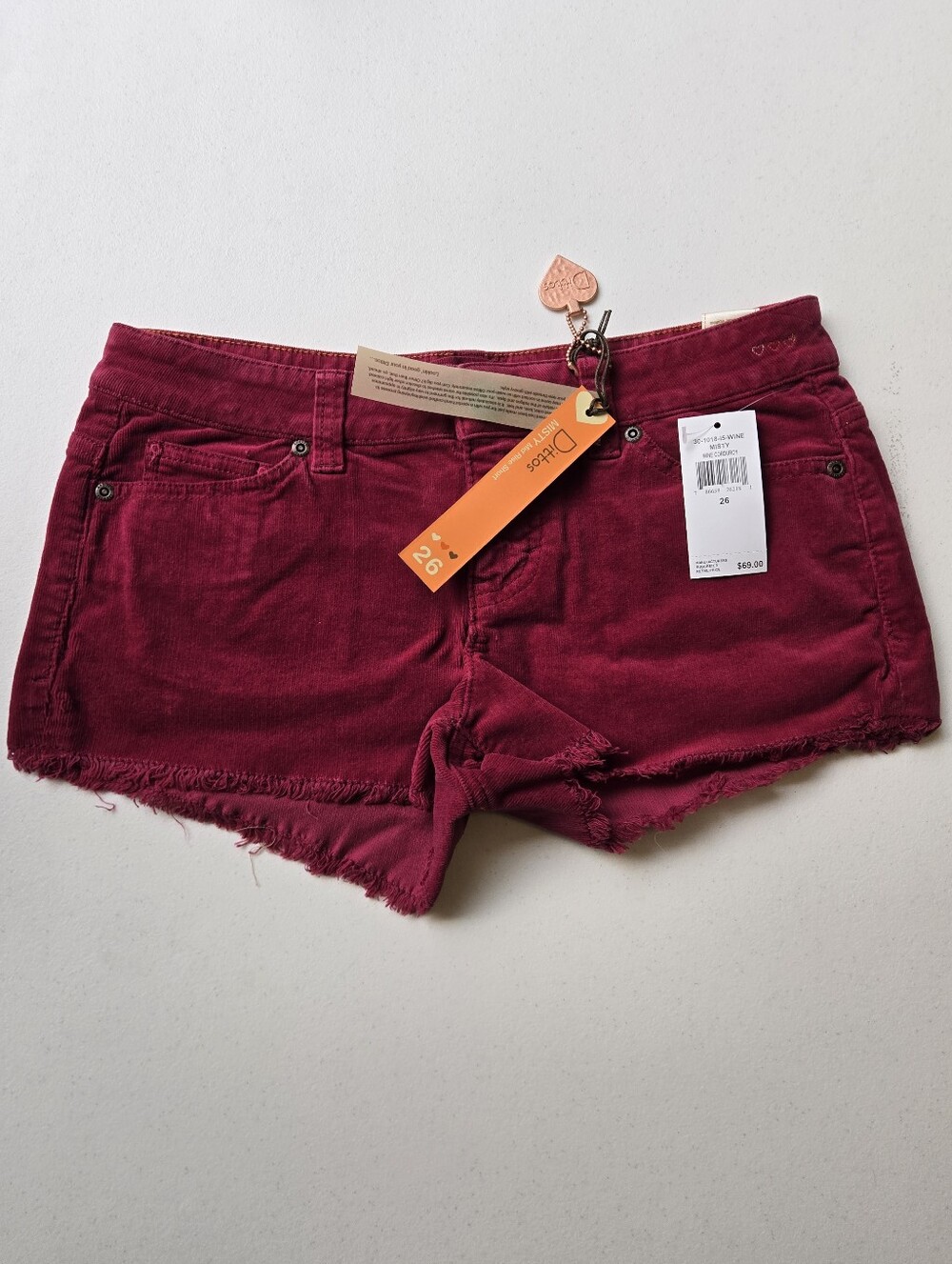 NWT Dittos Misty Mid Rise Frayed Corduroy Shorts Wine Burgundy